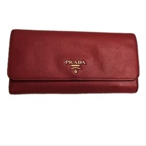 Prada Nero Red Saffiano Crossgrain Leather Long Wallet Gold Hardware Zipper